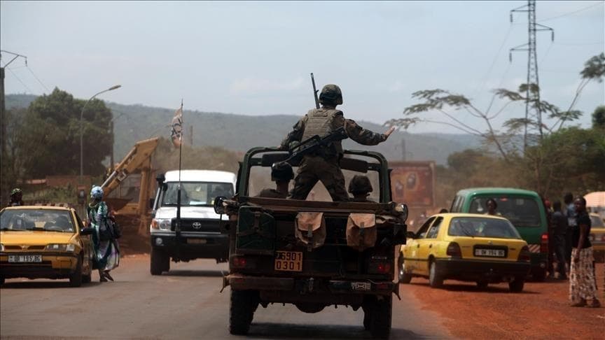 تشاد تغلق حدودها مع السودان: تداعيات إنسانية خطيرة